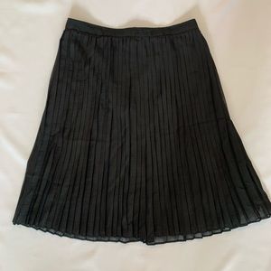 Monk & Lou Pleated Black Skirt - Medium